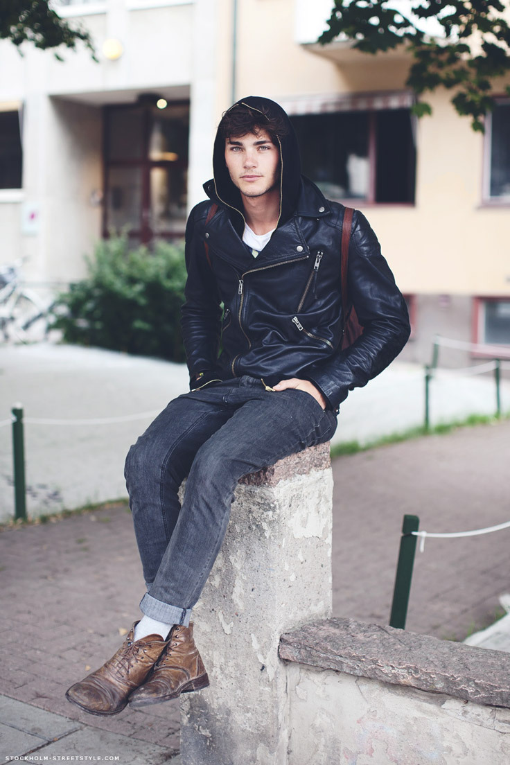 How To Wear A Hoodie: 5 Badass Looks For Comfort And Style