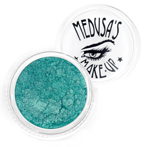 green_eye_dust_cosmetics_and_make_up_2.jpg