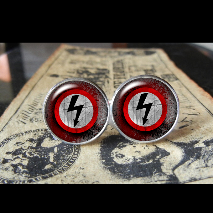marilyn_manson_logo_cuff_links_men_weddings_groomsmen_cufflinks_6.jpg