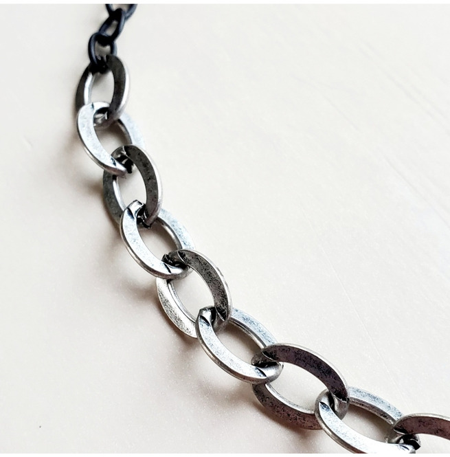 Guitar Pick Chain Necklace Metallic Red and Black RebelsMarket