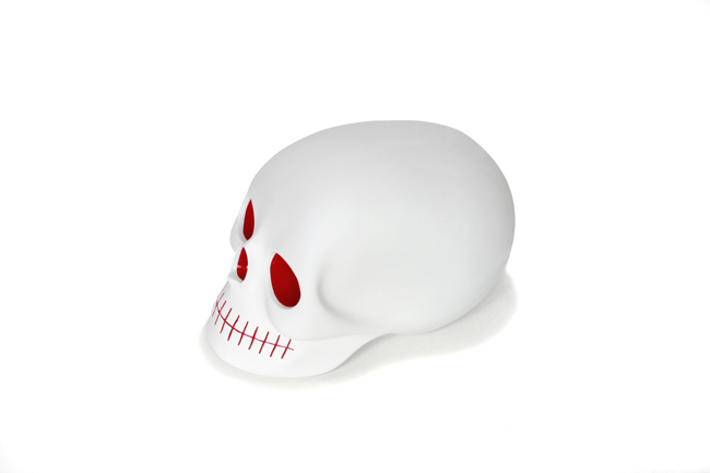 ketsin_mono_skull_inspired_by_minimalist_art_matte_white_red_eyes__sculptures_2.jpg