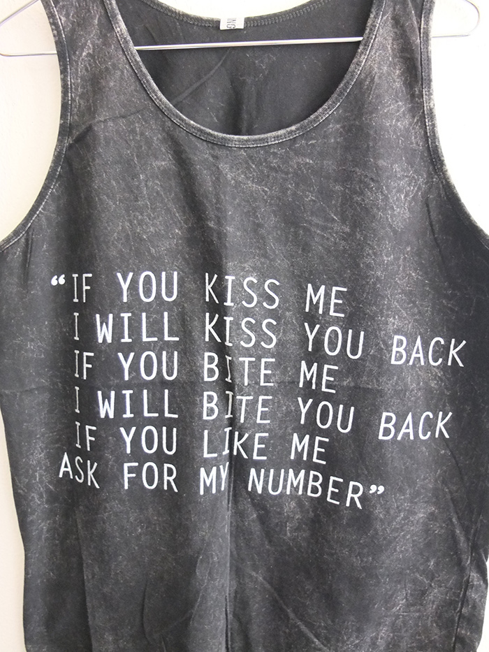 kiss_me_bite_me_cute_slogans_stone_wash_vest_tank_top_m_shirts_5.jpg
