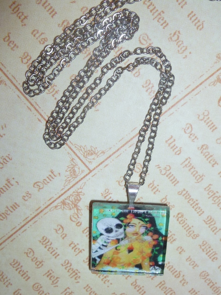 we_are_always_loved_by_someone_skull_skeleton_necklace_pendants_3.jpg