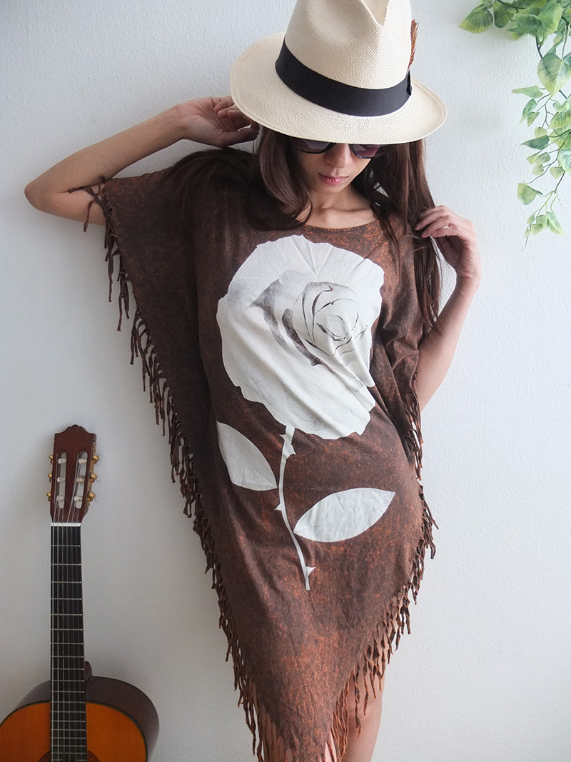 roses_hippie_batwing_tussle_fringes_stone_wash_poncho_dress_style_dresses_8.jpg