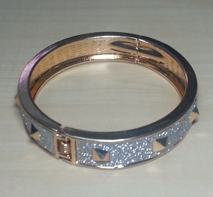 cuff_bracelet_woman_bangle_rock_hippie_punk_jewel_glitter_diamond_dust_thorn_bracelets_4.jpg