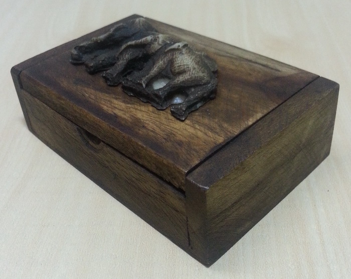 vintage_classic_decorative_elephant_wood_treasure_chest_storage_jewel_box_trunk_outdoor_decor_8.jpg