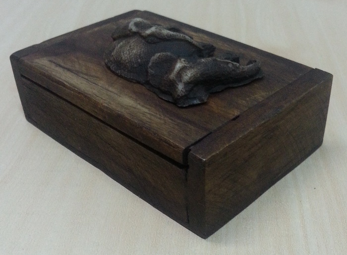 vintage_classic_decorative_elephant_wood_treasure_chest_storage_jewel_box_trunk_outdoor_decor_6.jpg