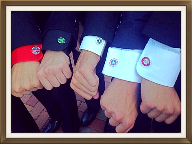 avenged_sevenfold_new_red_logo_cuff_links_men_weddings_grooms_groomsmen_gifts_dads_graduations_cufflinks_4.jpg