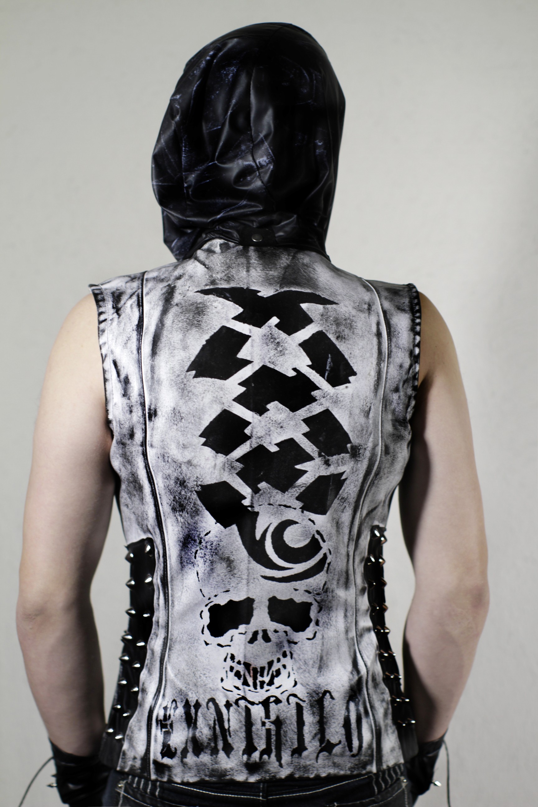 exnihilo_removable_hooded_vest_white_variant_1_hoodies_and_sweatshirts_5.jpg