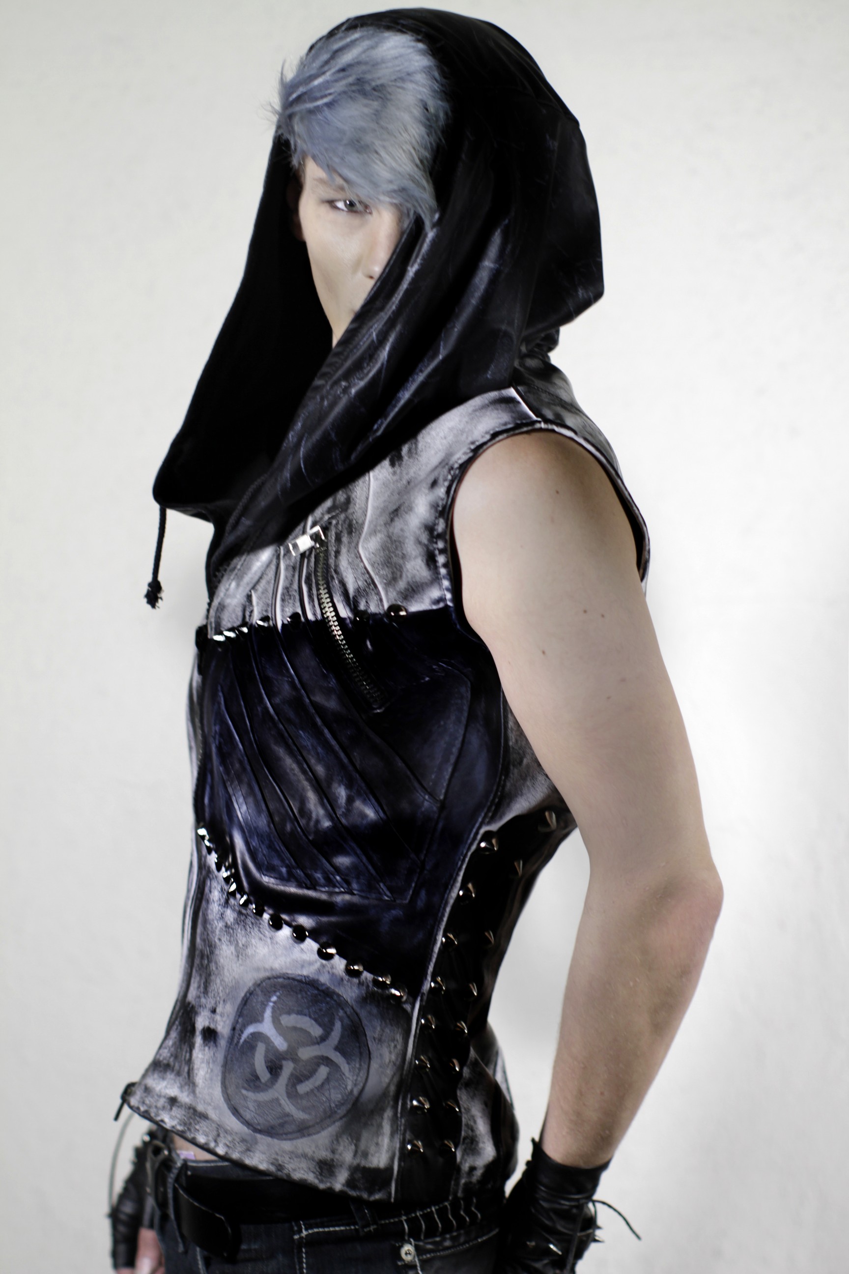 exnihilo_removable_hooded_vest_white_variant_1_hoodies_and_sweatshirts_5.jpg