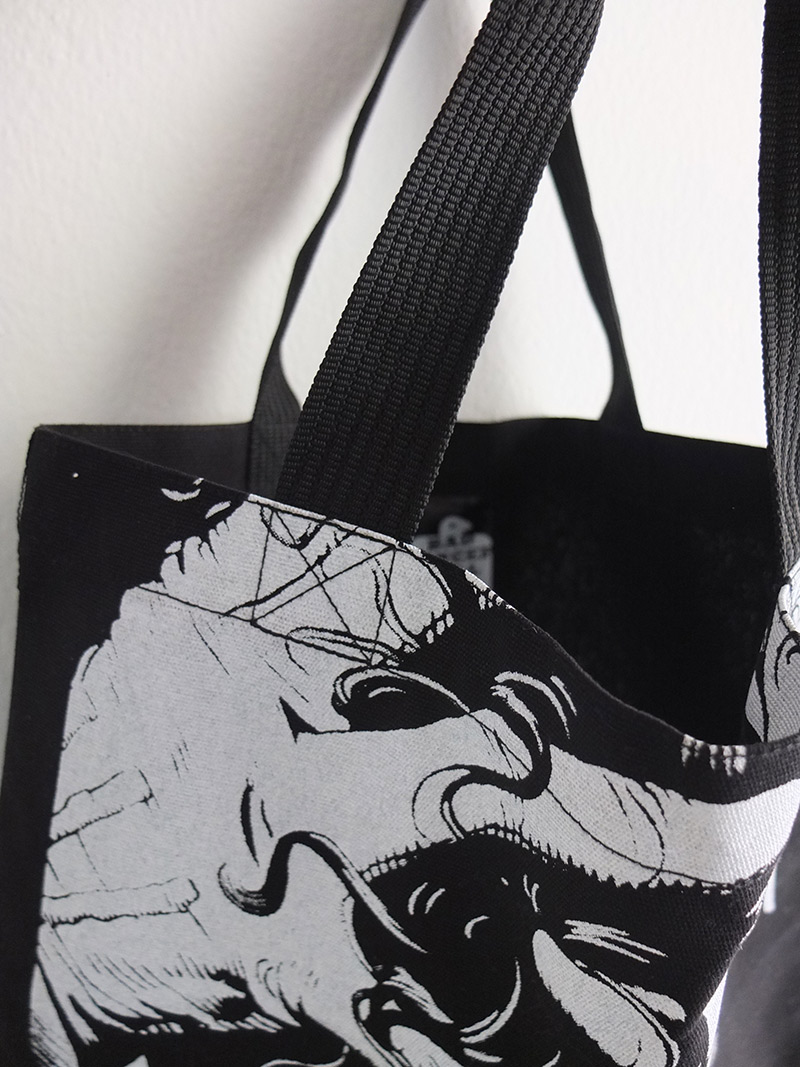 joker_skull_fashion_pop_rock_canvas_tote_bag_purses_and_handbags_3.jpg