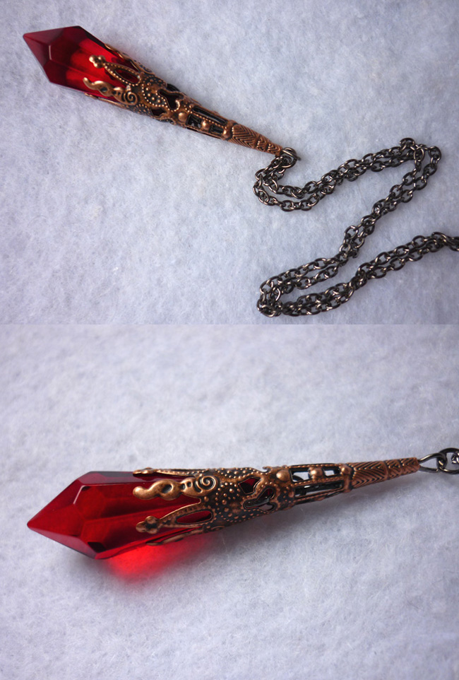 bellona_pendulum_necklace_copper_red_blood_occult_elven_goth_evil_necklaces_6.jpg
