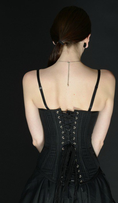 steel_boned_pinstripe_clasp_overbust_corset_bustiers_and_corsets_3.jpg