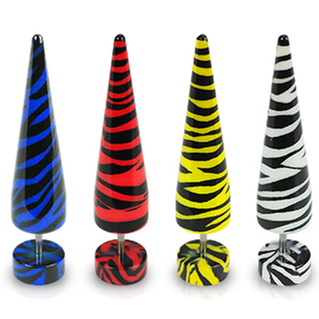 tiger_print_acrylic_taper_pair_white_black_earrings_fake_plugs_and_piercing_jewelry_3.jpg