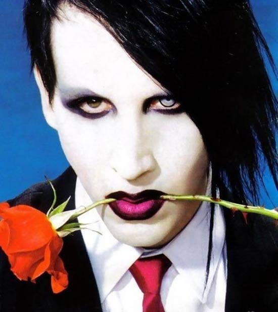 manson_halloween_contact_lenses_costumes_and_masks_4.jpg