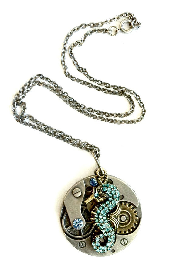 seahorse_necklace_steampunk_gear_handmade_gift_aunt_matildas_jewelry_box_necklaces_2.jpg