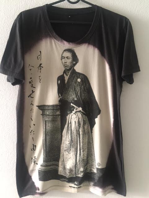 samurai_flighting_pop_rock_fashion_t_shirt_m_t_shirts_3.jpg