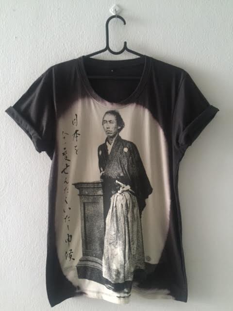samurai_flighting_pop_rock_fashion_t_shirt_m_t_shirts_4.jpg