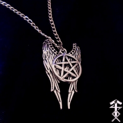 winged_pentagram_necklace_necklaces_2.jpg