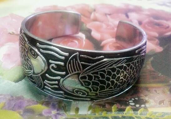 carp_fish_emboss_bracelet_cuff_bangle_stainless_steel_silver_color_tibetan_bracelets_4.jpg