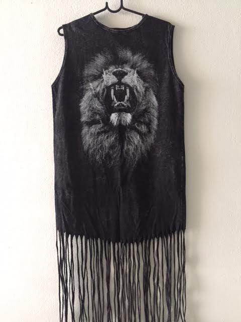 lion_animal_punk_hippie_batwing_tussle_fringes_stone_wash_poncho_dress_dresses_5.jpg