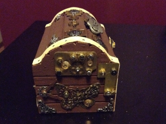 steam_punk_treasure_chest_original_art_6.png