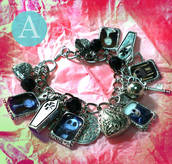 tim_burton_the_nightmare_before_christmas_charm_bracelet_bracelets_2.jpg