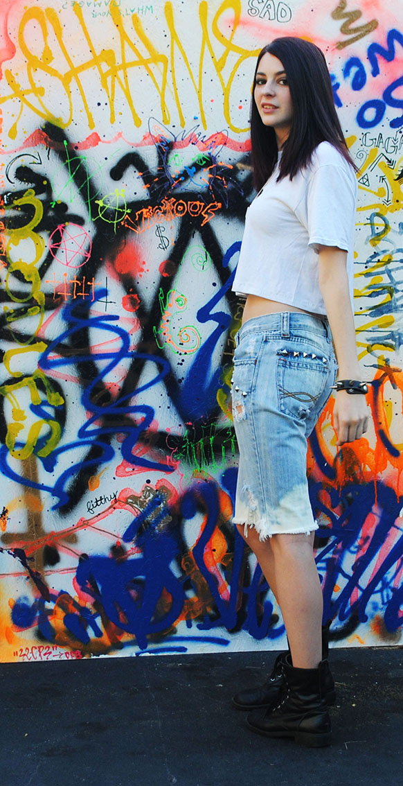 bleached_cut_off_jeans_pants_and_jeans_6.jpg