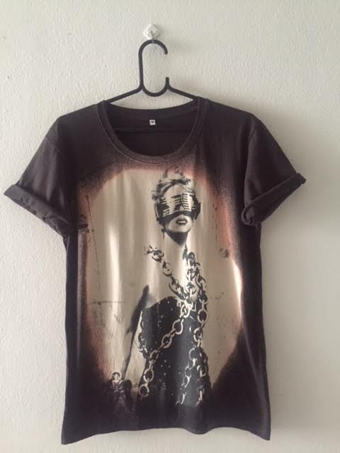 lady_gaga_britpop_rock_retro_pop_t_shirt_m_standard_tops_4.jpg