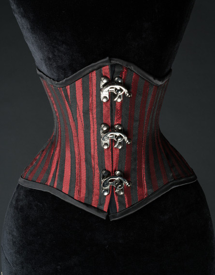 steel_boned_red_striped_extreme_waist_cincher_9_worldwide_shipping_bustiers_and_corsets_4.jpg