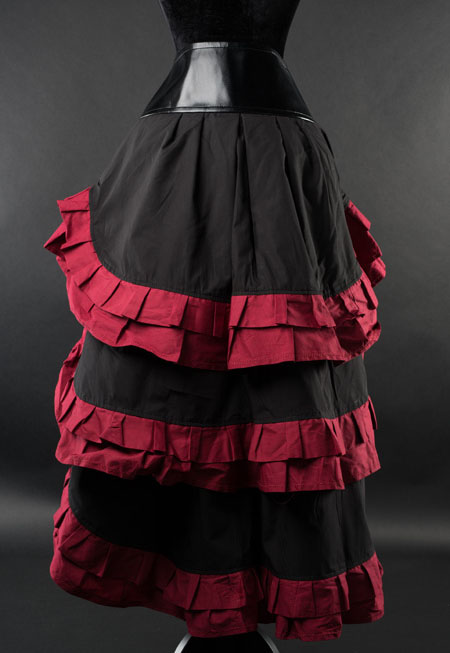 black_red_vex_steampunk_short_front_ruffle_skirt_9_worldwide_shipping_skirts_4.jpg