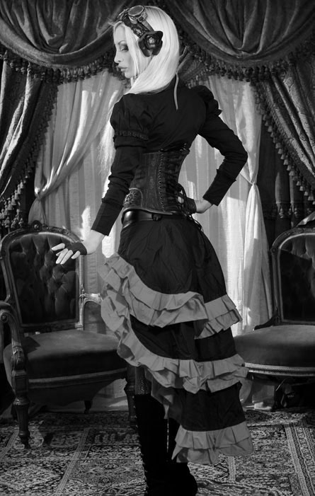 black_deep_red_vex_steampunk_short_front_ruffle_skirt_9_worldwide_shipping_skirts_4.jpg