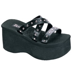 Demonia Funn 19 Platform Goth Cyberpunk Studded Rockabilly Sandals Size 8 Demonia Funn 19 Platform Goth Cyberpunk Studded Rockabilly Sandals Size 8