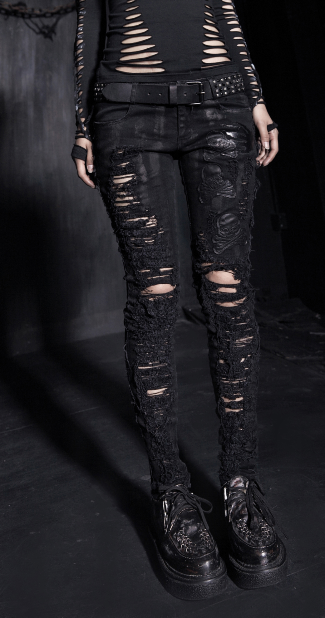 rebelsmarket_ladies_black_ripped_gothic_skull_print_skinny_jeans_industrial_trousers_pants_and_jeans_5.jpg