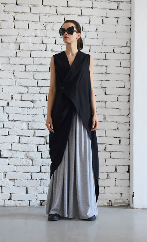 rebelsmarket_long_linen_top_asymmetric_black_top_sleeveless_tunic_black_womens_top_tanks_tops_and_camis_6.jpg