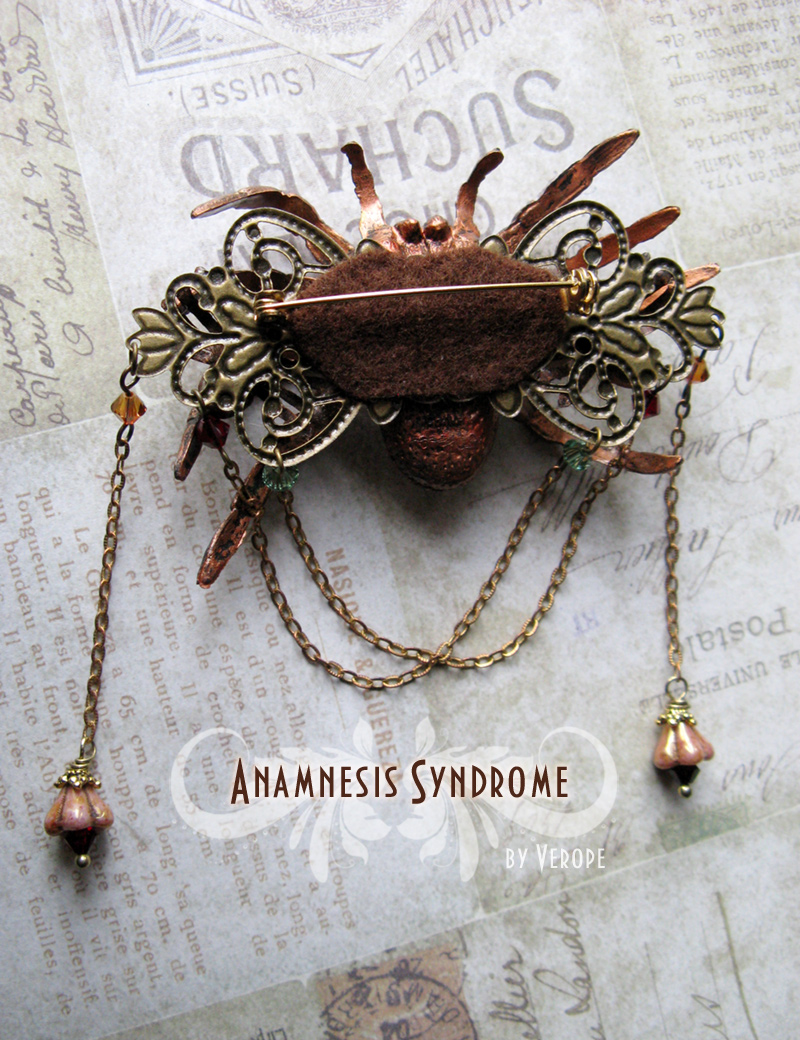 spider_family_goth_steampunk_brooch_brooches_3.jpg