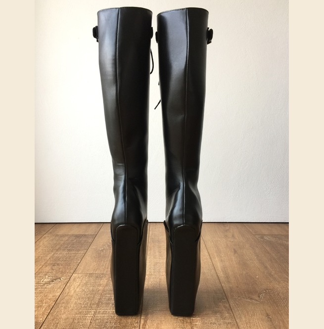 sneakers with black dress