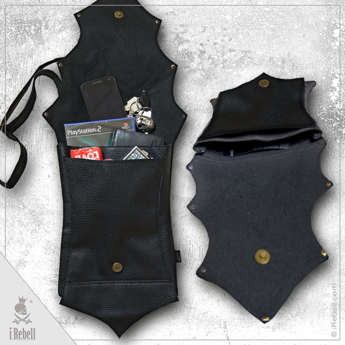rebelsmarket_vampire_bag_skull_extraordinary_gothic_bag_bags_and_backpacks_2.jpg