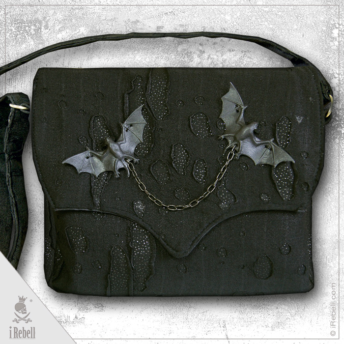 rebelsmarket_vlad_big_black_gothic_style_shoulder_bag_purses_and_handbags_7.jpg