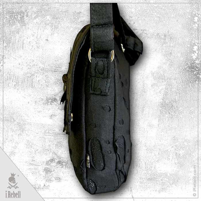 rebelsmarket_vlad_big_black_gothic_style_shoulder_bag_purses_and_handbags_4.jpg