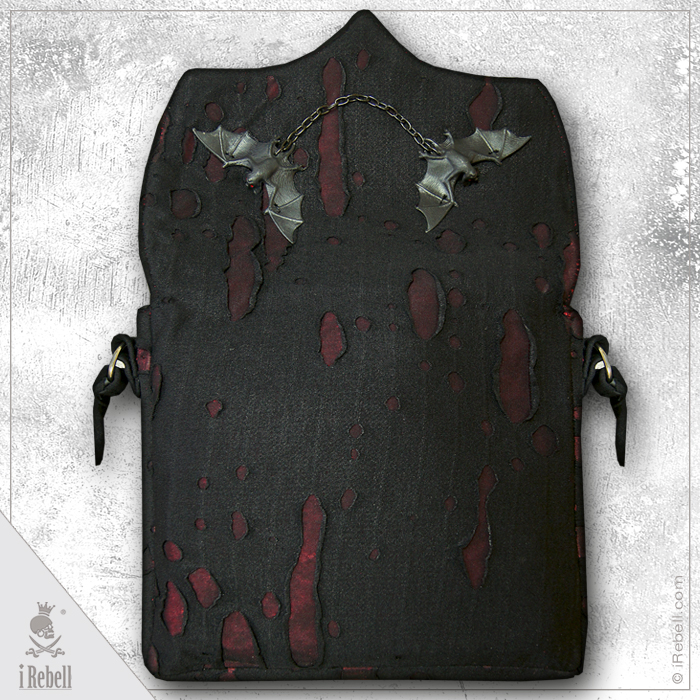 rebelsmarket_vlad_big_red_gothic_style_shoulder_bag_purses_and_handbags_3.jpg