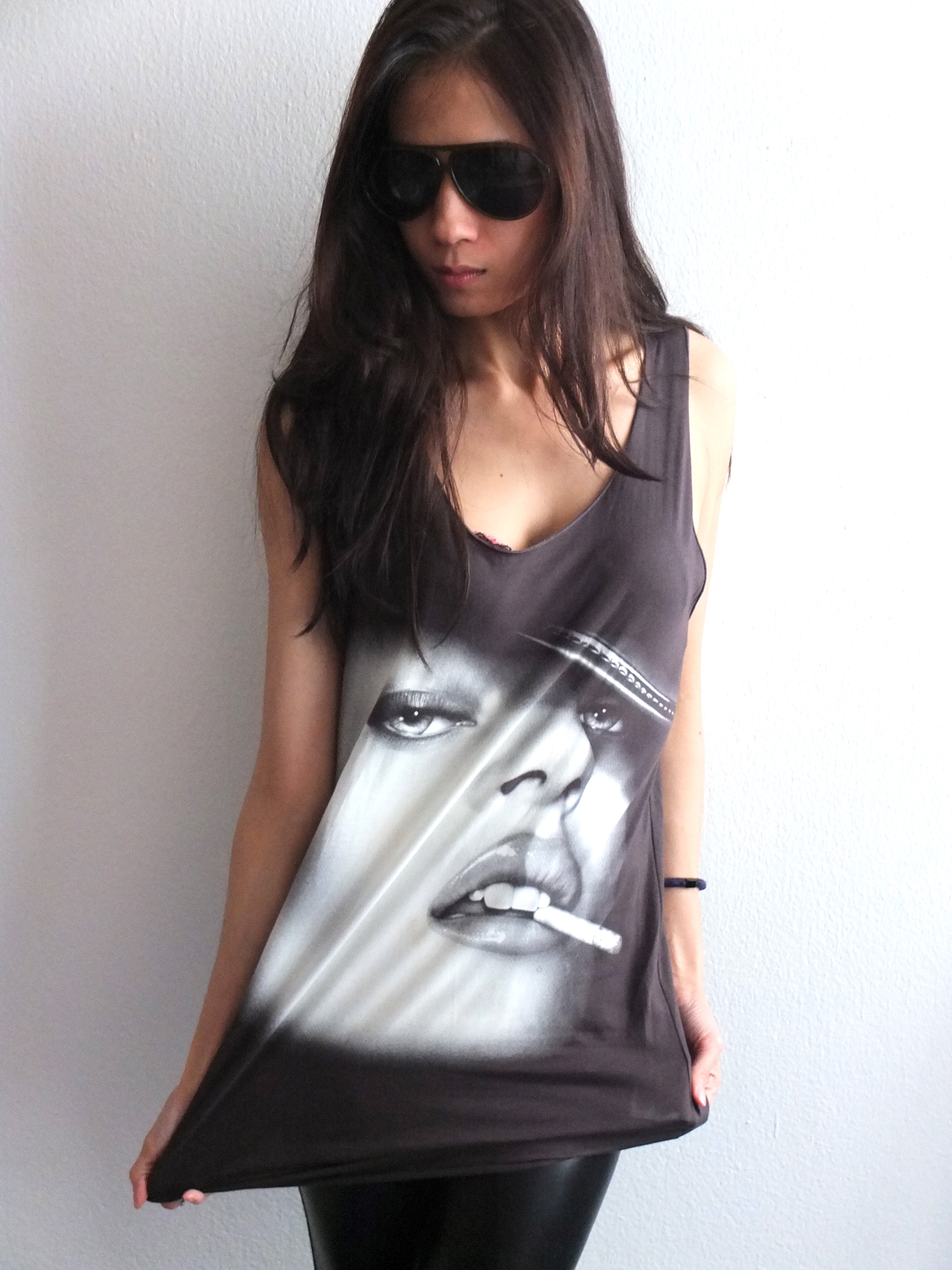 kate_moss_fashion_supermodel_icon_tank_top_t_shirt_m_tees_3.jpg