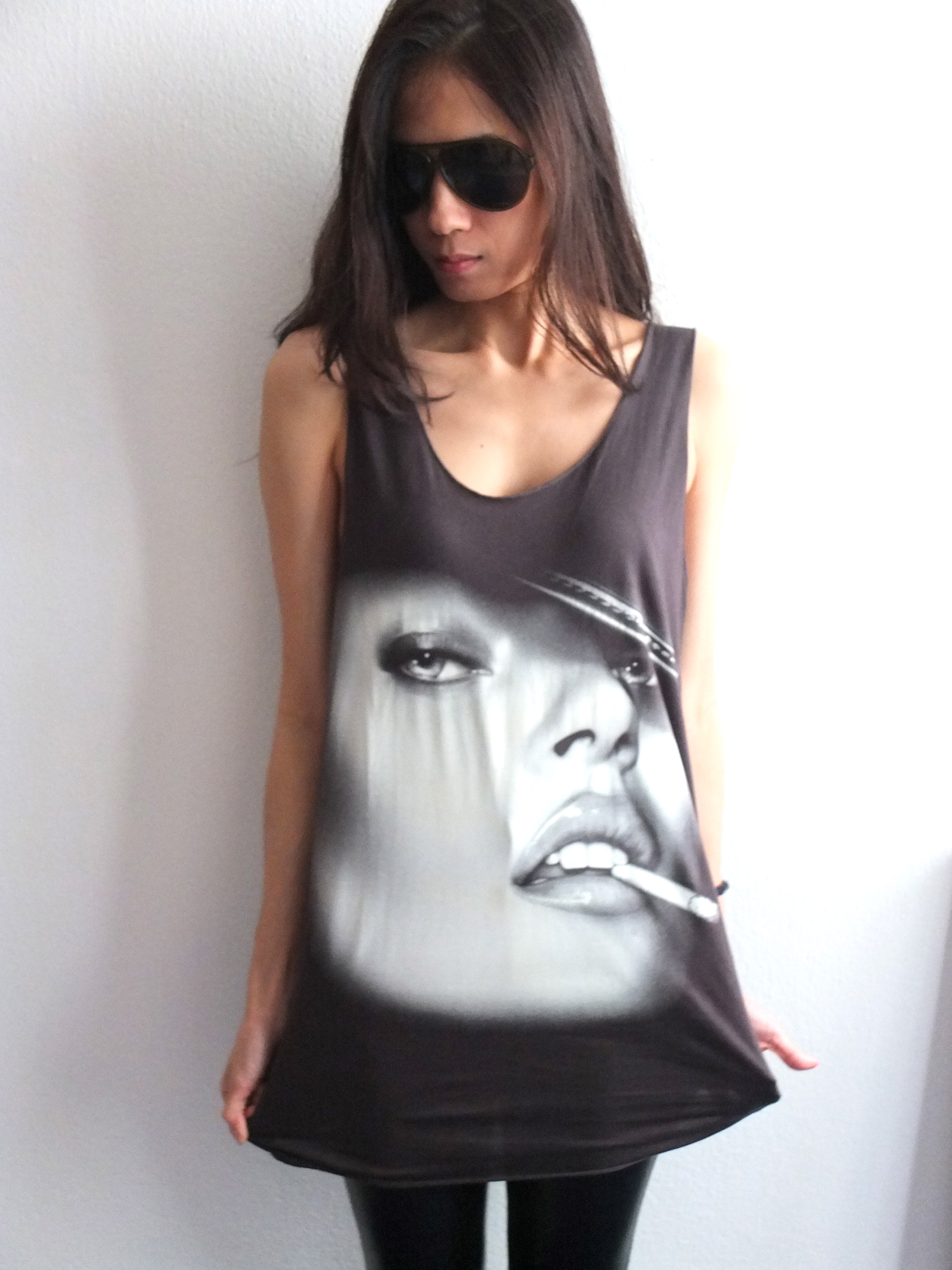 kate_moss_fashion_supermodel_icon_tank_top_t_shirt_m_tees_2.jpg