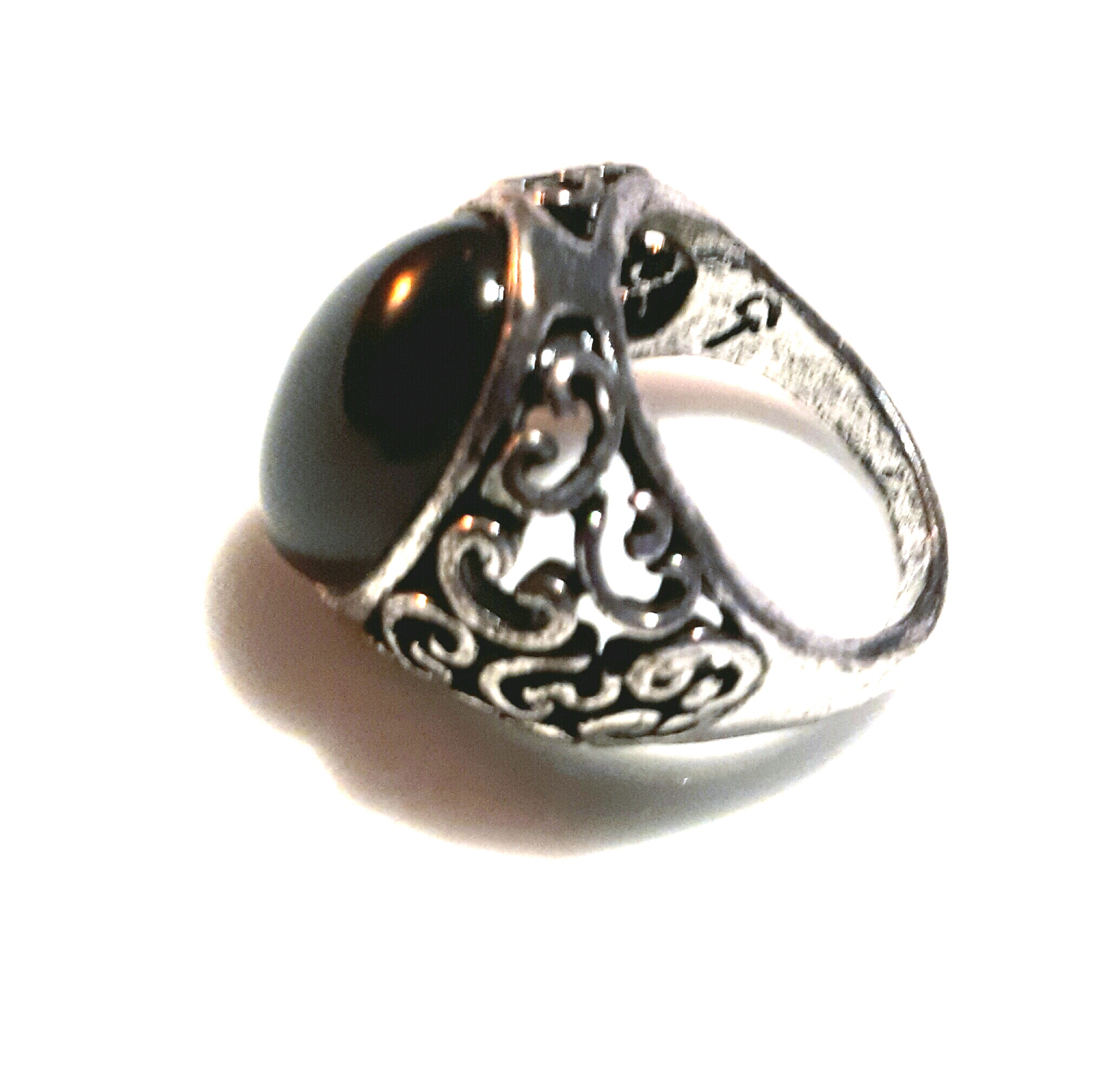 rebelsmarket_goth_old_silver_metal_antique_look_black_oval_engraved_design_ring_size_sml_rings_4.jpg