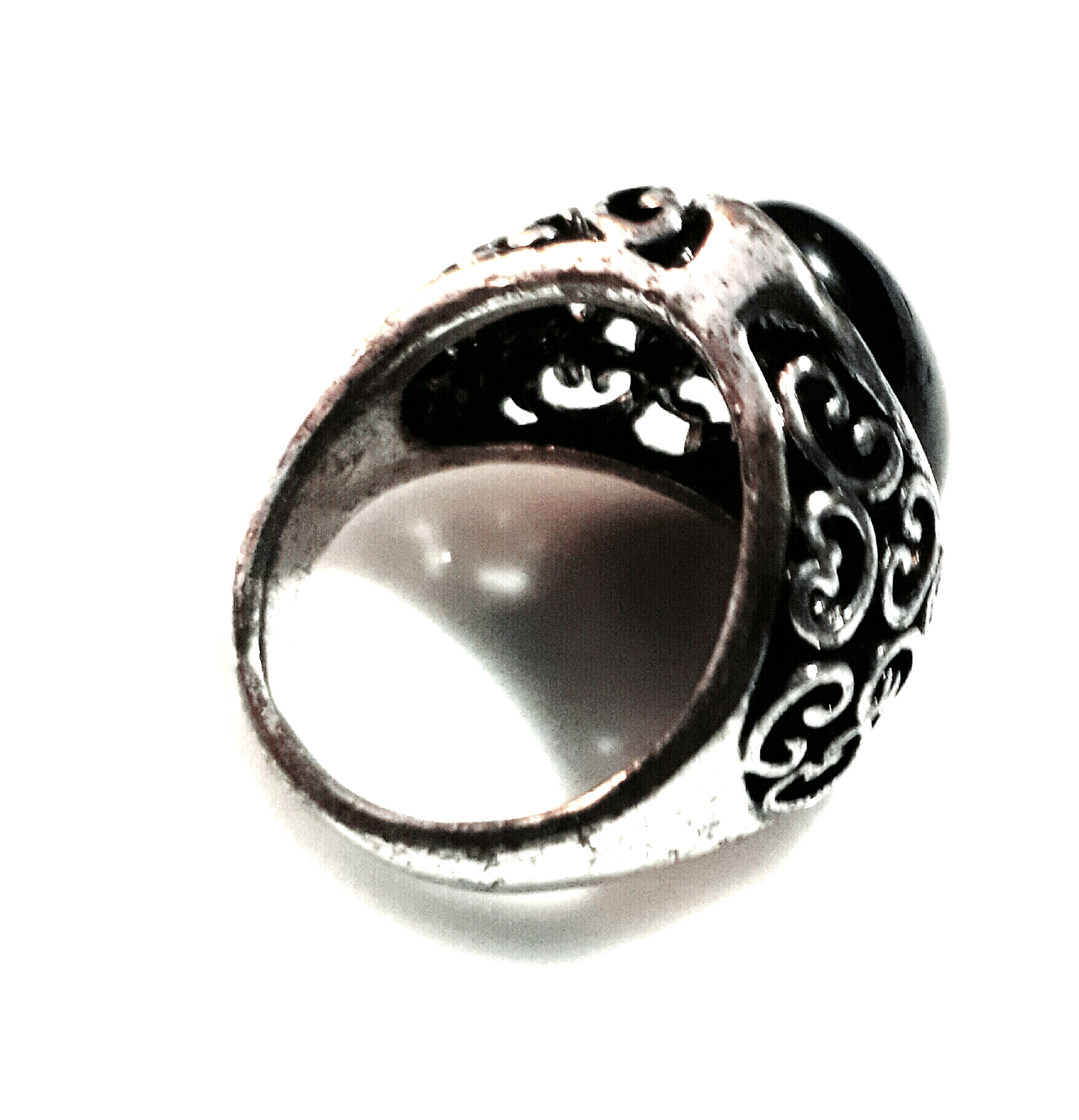rebelsmarket_goth_old_silver_metal_antique_look_black_oval_engraved_design_ring_size_sml_rings_2.jpg