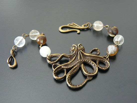 gothic_octopus_cthulhu_bracelet_jewelry_nautical_small_bracelets_and_wristbands_3.jpg