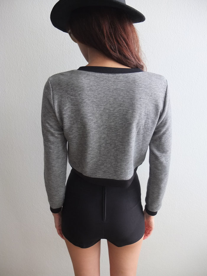 my_paradise_my_fantasy_world_cool_print_crop_top_jumper_cardigans_and_sweaters_2.jpg