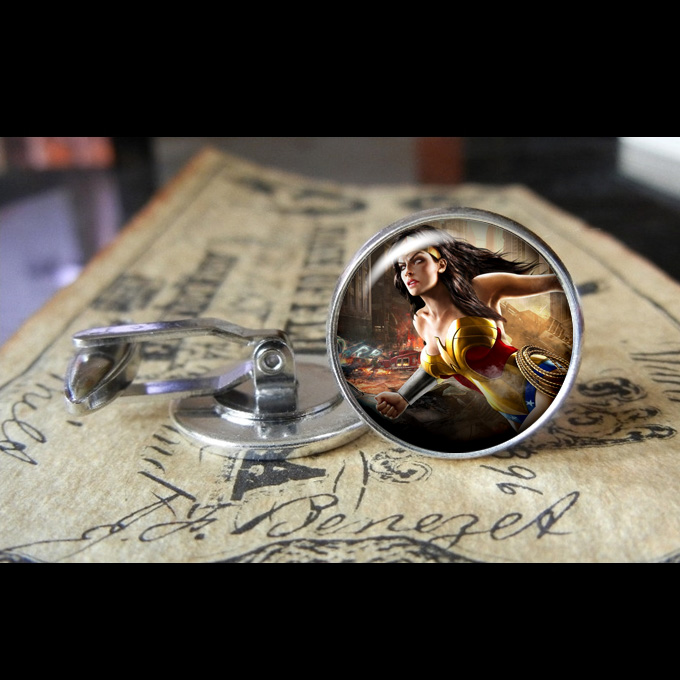 sexy_wonder_woman_cuff_links_men_weddings_cufflinks_5.jpg