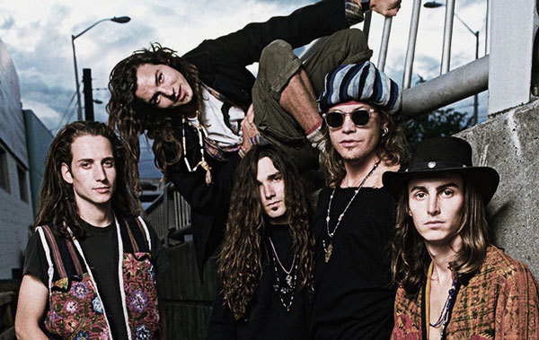 Grunge fashion and influences of pearl jam
