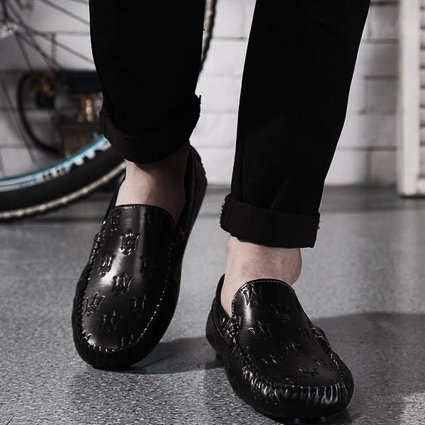 Mens Gothic Formal Outfits: Add a Formal Finish with Gothic Shoes